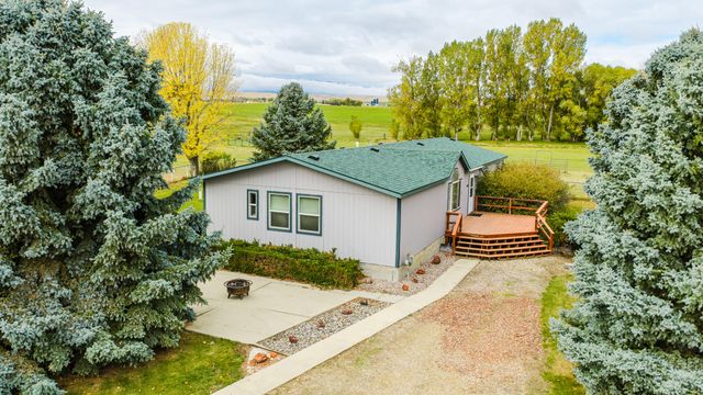 2 Sherri View Drive, Sheridan, WY 82801 property photo