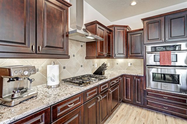 130 E Chili Line Road, Santa Fe, NM 87508