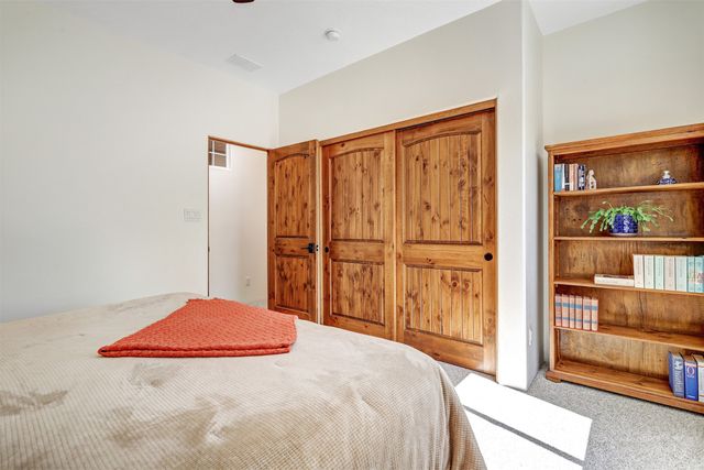 130 E Chili Line Road, Santa Fe, NM 87508