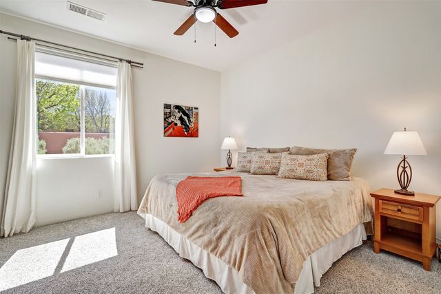 130 E Chili Line Road, Santa Fe, NM 87508