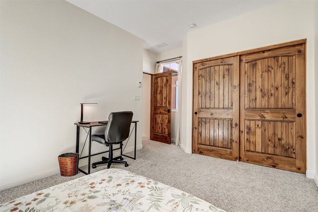 130 E Chili Line Road, Santa Fe, NM 87508