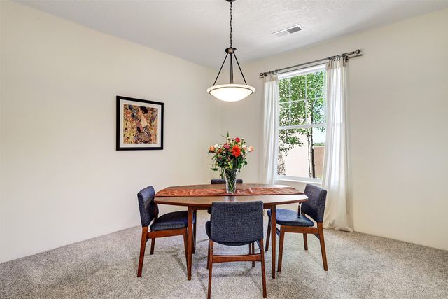 130 E Chili Line Road, Santa Fe, NM 87508