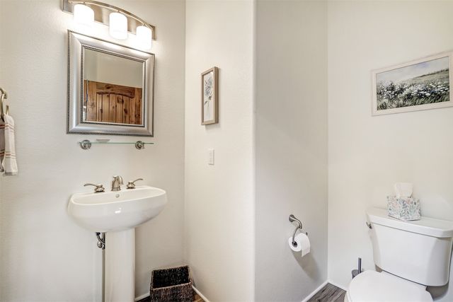 130 E Chili Line Road, Santa Fe, NM 87508