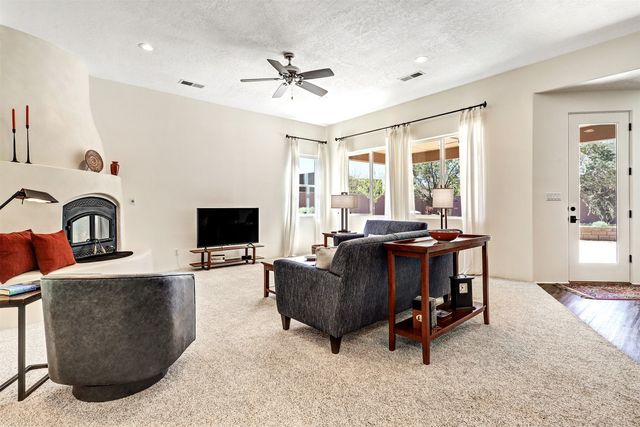 130 E Chili Line Road, Santa Fe, NM 87508