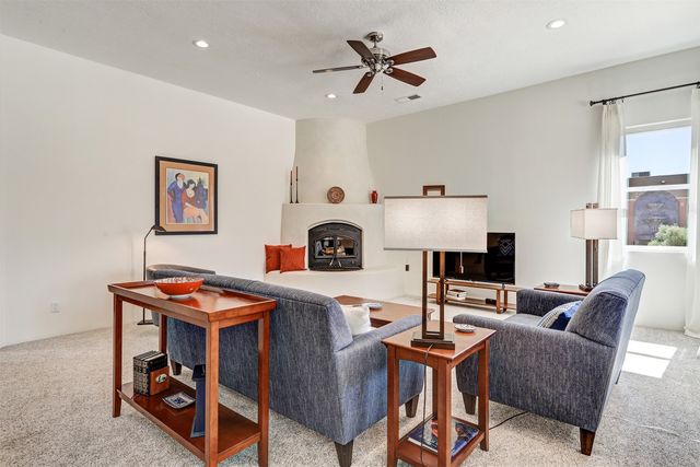 130 E Chili Line Road, Santa Fe, NM 87508