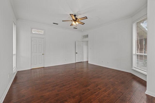 2 Treewood Court, Mansfield, TX 76063