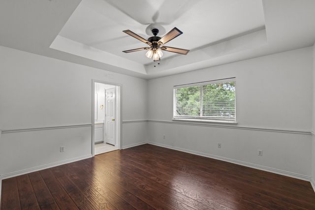 2 Treewood Court, Mansfield, TX 76063