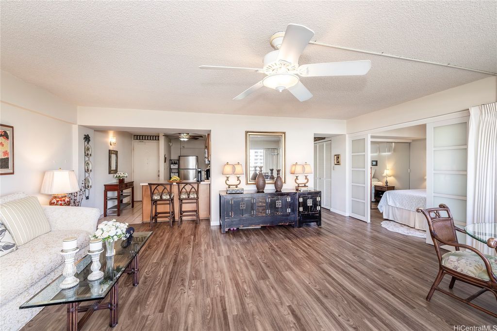 1645 Ala Wai Boulevard 906, Honolulu, HI 96815