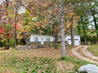 2375 SNELLBROOK Road, Auburn Hills, MI 48326