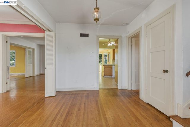 3890 Serrano St, Martinez, CA 94553