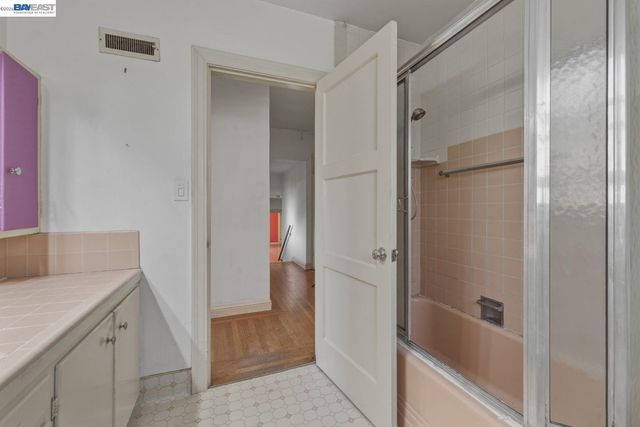 3890 Serrano St, Martinez, CA 94553