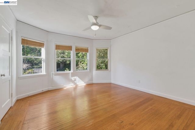 3890 Serrano St, Martinez, CA 94553