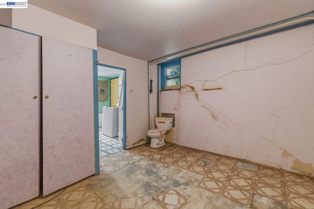 3890 Serrano St, Martinez, CA 94553