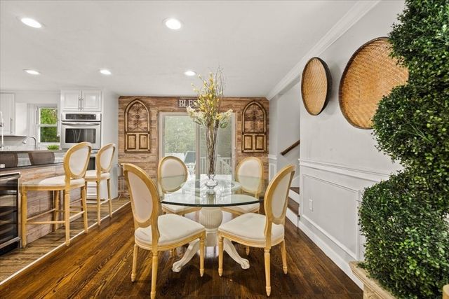 341 High St, Whitman, MA 02382