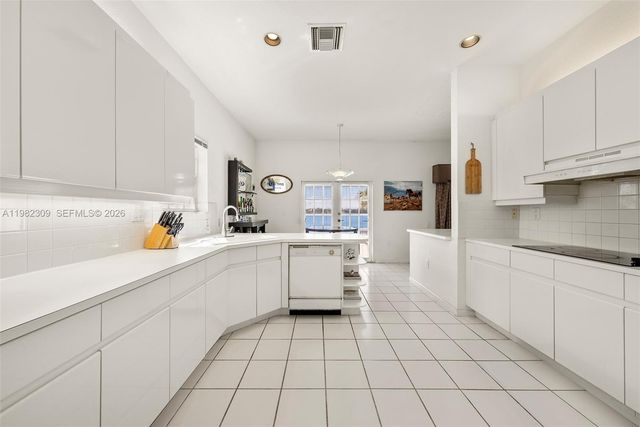 14759 SW 132nd Pl, Miami, FL 33186