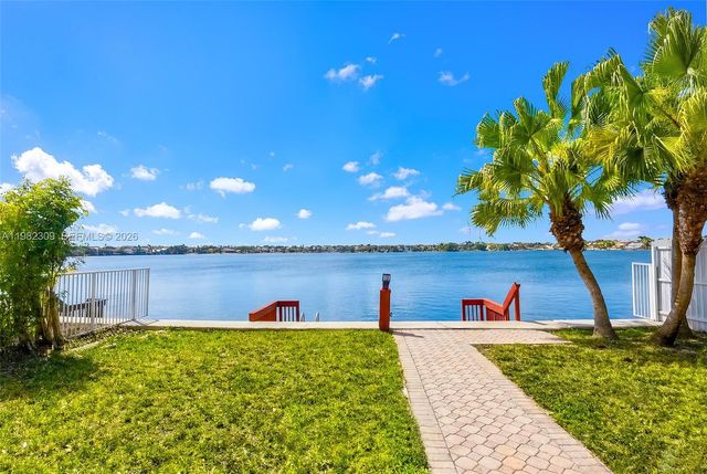 14759 SW 132nd Pl, Miami, FL 33186