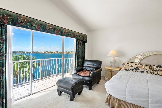 14759 SW 132nd Pl, Miami, FL 33186