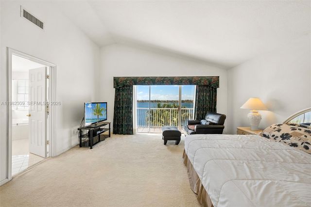 14759 SW 132nd Pl, Miami, FL 33186