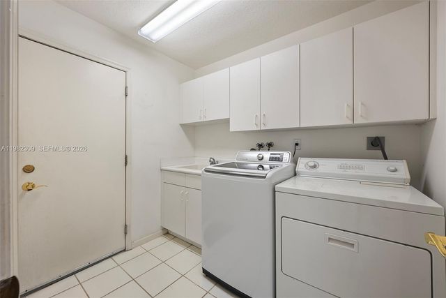 14759 SW 132nd Pl, Miami, FL 33186