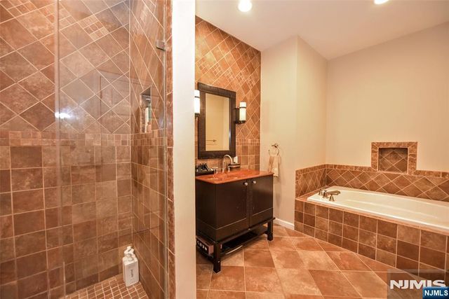 31 Barrister Street 150, Clifton, NJ 07013