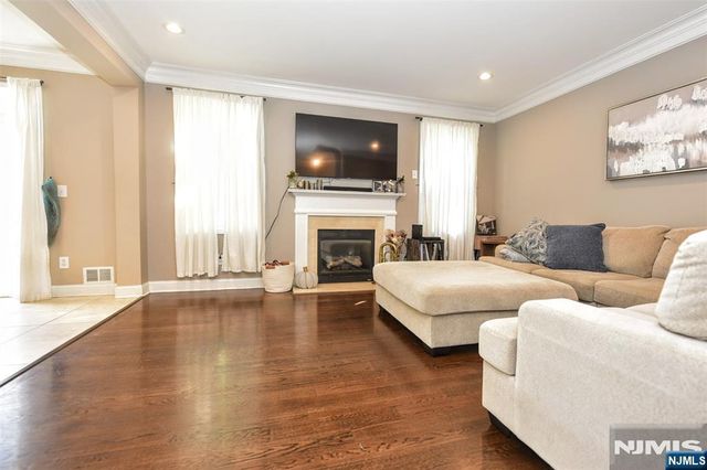 31 Barrister Street 150, Clifton, NJ 07013