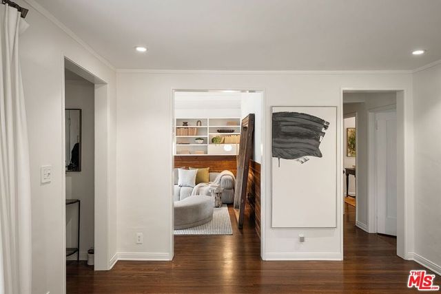 3711 Monon Street, Los Angeles, CA 90027