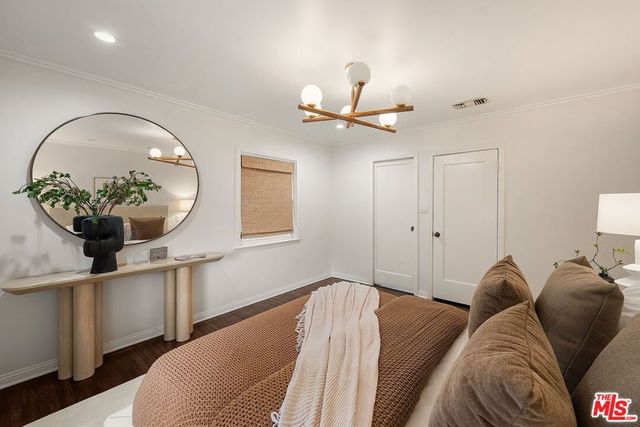 3711 Monon Street, Los Angeles, CA 90027