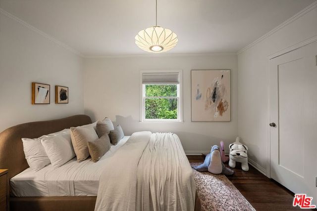 3711 Monon Street, Los Angeles, CA 90027