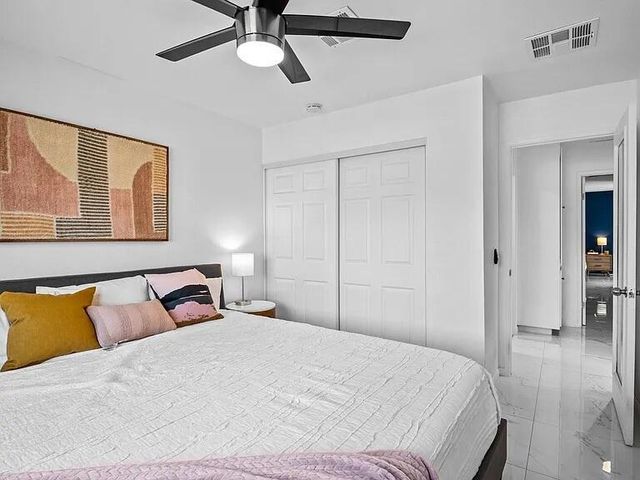 2190 N Whitewater Club Drive, Palm Springs, CA 92262