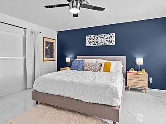 2190 N Whitewater Club Drive, Palm Springs, CA 92262