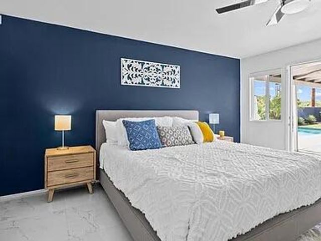 2190 N Whitewater Club Drive, Palm Springs, CA 92262
