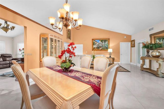 5143 NW 42nd Ter, Coconut Creek, FL 33073