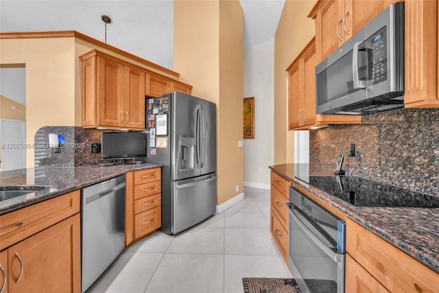 5143 NW 42nd Ter, Coconut Creek, FL 33073