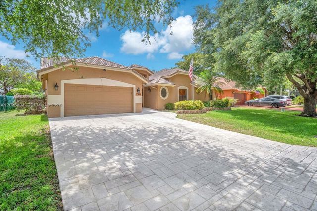 5143 NW 42nd Ter, Coconut Creek, FL 33073