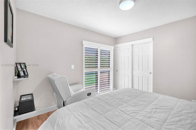 5143 NW 42nd Ter, Coconut Creek, FL 33073