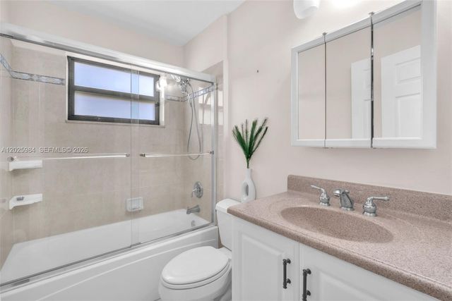 5143 NW 42nd Ter, Coconut Creek, FL 33073