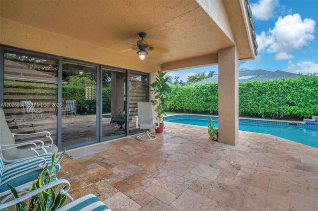 5143 NW 42nd Ter, Coconut Creek, FL 33073