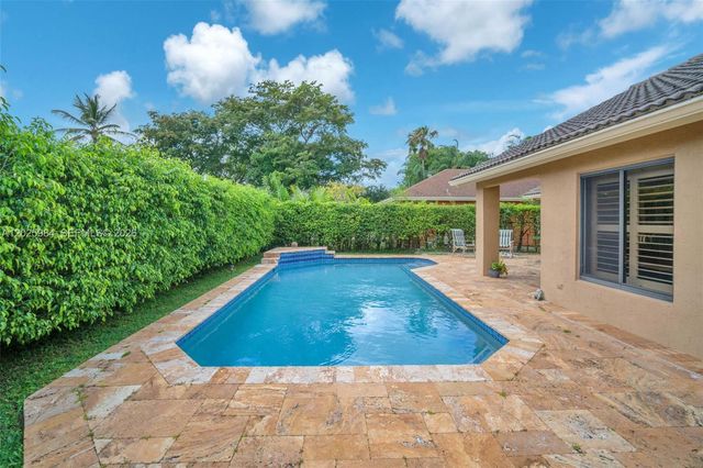 5143 NW 42nd Ter, Coconut Creek, FL 33073