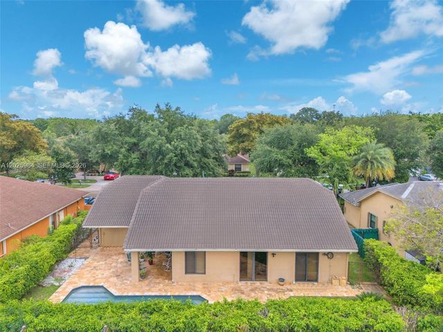 5143 NW 42nd Ter, Coconut Creek, FL 33073