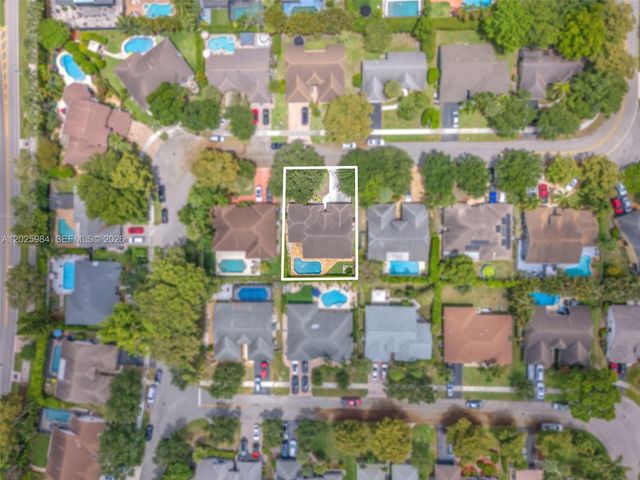 5143 NW 42nd Ter, Coconut Creek, FL 33073