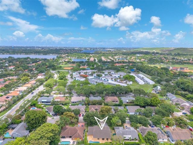5143 NW 42nd Ter, Coconut Creek, FL 33073