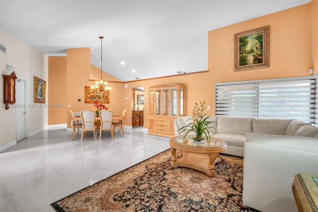 5143 NW 42nd Ter, Coconut Creek, FL 33073