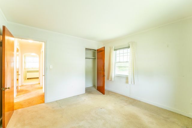 430 Vauxhall Street, New London, CT 06320