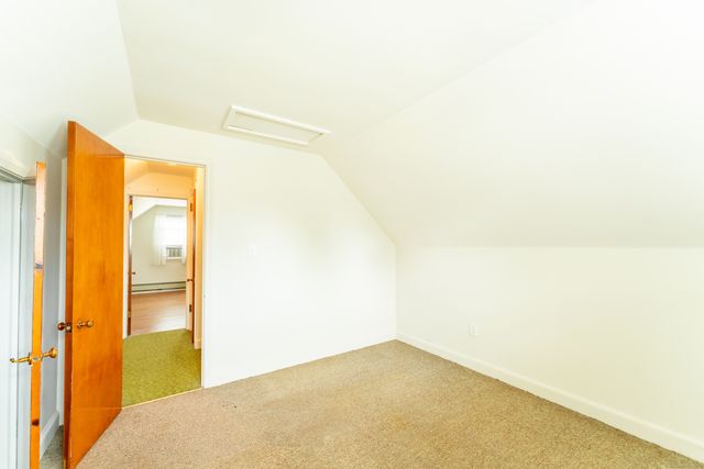 430 Vauxhall Street, New London, CT 06320