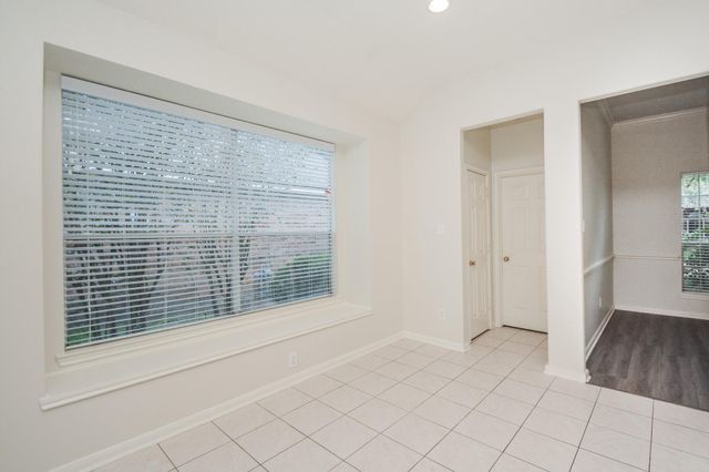 918 Tennyson Drive, Pearland, TX 77584