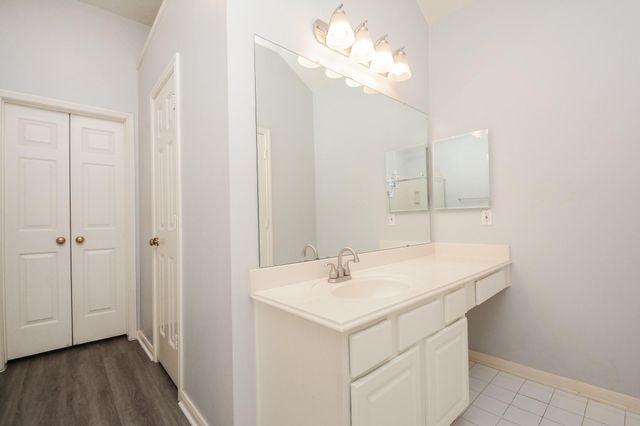 918 Tennyson Drive, Pearland, TX 77584