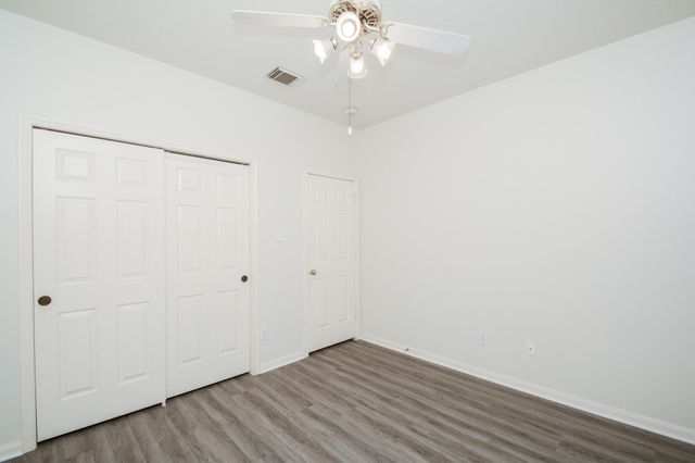 918 Tennyson Drive, Pearland, TX 77584