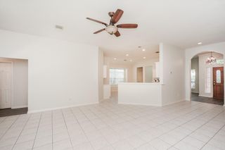 918 Tennyson Drive, Pearland, TX 77584