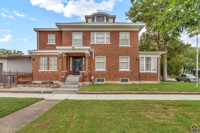 501 SW Western AVE, Topeka, KS 66606