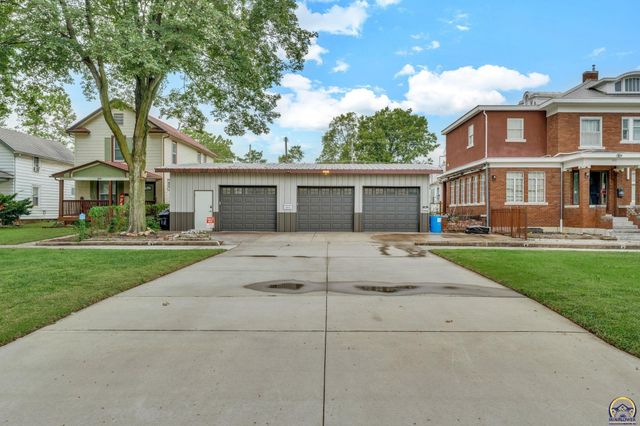 501 SW Western AVE, Topeka, KS 66606